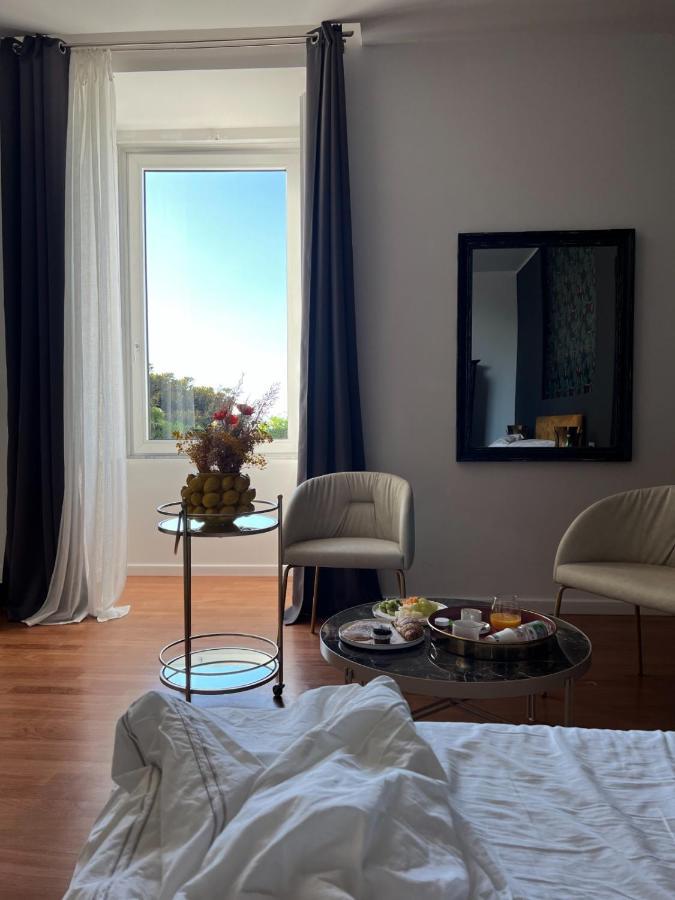 נאפולי Mareluna Rooms מראה חיצוני תמונה