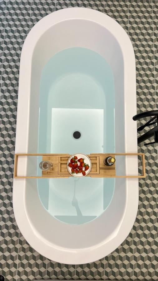 נאפולי Mareluna Rooms מראה חיצוני תמונה