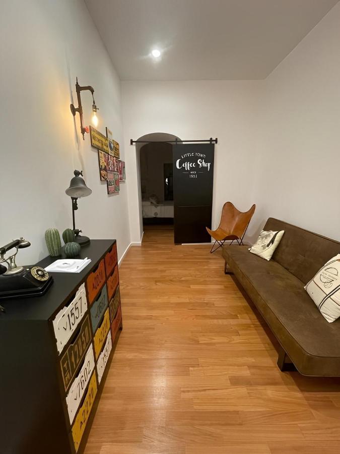 נאפולי Mareluna Rooms מראה חיצוני תמונה