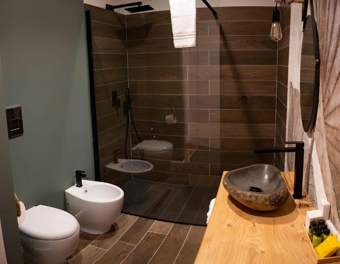נאפולי Mareluna Rooms מראה חיצוני תמונה
